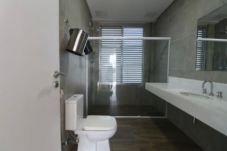 Apartamento para alugar com 552m², 6 quartos e 3 vagasBanheiro Suíte 4