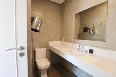 Apartamento para alugar com 552m², 6 quartos e 3 vagasBanheiro Suíte 2