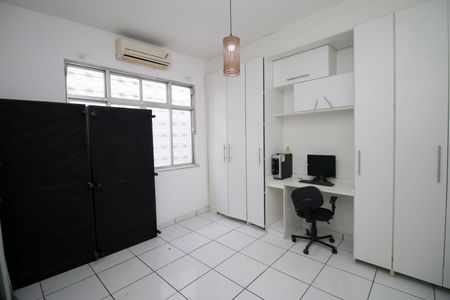 Quarto 1 de casa à venda com 2 quartos, 300m² em Vila da Penha, Rio de Janeiro