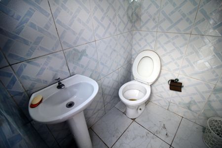 Casa à venda com 300m², 2 quartos e 2 vagasBanheiro de serviço 1