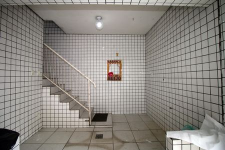 Casa à venda com 300m², 2 quartos e 2 vagasAcesso ao terraço