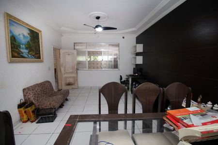 Sala de casa à venda com 2 quartos, 300m² em Vila da Penha, Rio de Janeiro