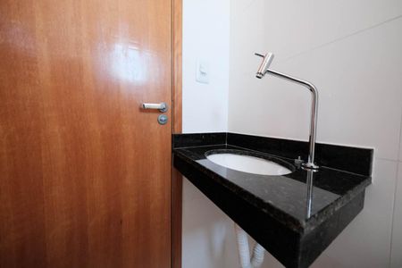 Apartamento à venda com 34m², 2 quartos e sem vagaBanheiro