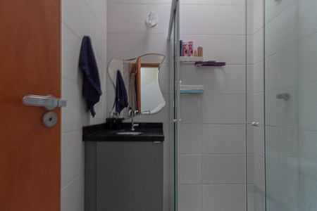 Casa de condomínio à venda com 67m², 2 quartos e 1 vaga Casa de condomínio à venda com 67m², 2 quartos e 1 vagaBanheiro