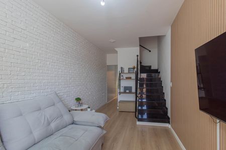 Casa de condomínio à venda com 67m², 2 quartos e 1 vaga Casa de condomínio à venda com 67m², 2 quartos e 1 vagaSala