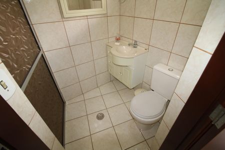 Casa à venda com 116m², 2 quartos e 4 vagasBanheiro de Serviço