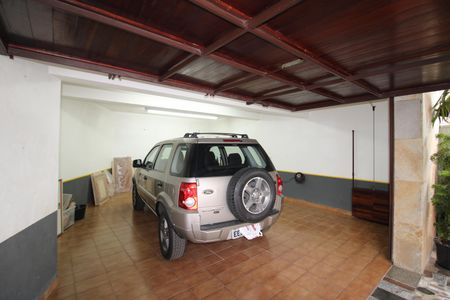 Casa à venda com 116m², 2 quartos e 4 vagasGaragem