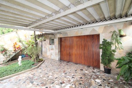 Casa à venda com 116m², 2 quartos e 4 vagasGaragem