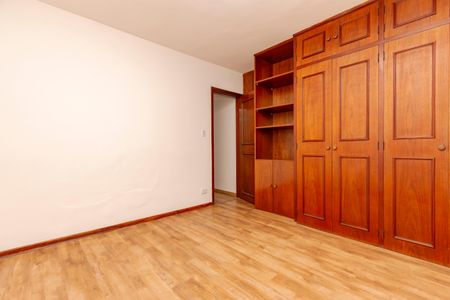 Casa à venda com 130m², 3 quartos e 2 vagasQuarto 2