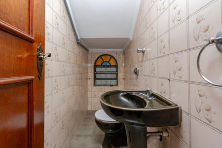 Casa à venda com 130m², 3 quartos e 2 vagasLavabo