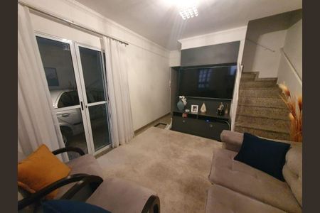 Casa à venda com 3 quartos, 110m² em Vila Carrão, São Paulo