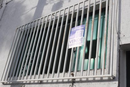 Casa à venda com 144m², 3 quartos e 2 vagasPlaquinha