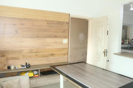 Casa à venda com 144m², 3 quartos e 2 vagasSala