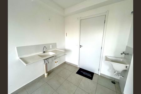 Apartamento à venda com 32m², 2 quartos e sem vagaCozinha e Área de Serviço