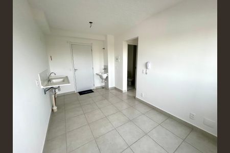 Apartamento à venda com 32m², 2 quartos e sem vagaCozinha e Área de Serviço