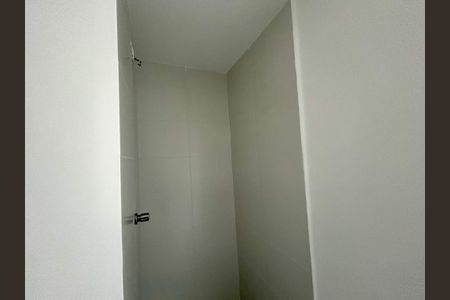 Apartamento à venda com 32m², 2 quartos e sem vagaBanheiro 