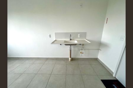 Apartamento à venda com 32m², 2 quartos e sem vagaCozinha e Área de Serviço