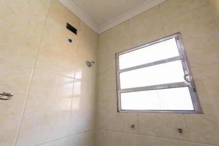 Casa de condomínio à venda com 65m², 2 quartos e 1 vaga Casa de condomínio à venda com 65m², 2 quartos e 1 vagaBanheiro