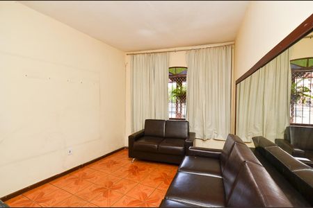 Casa à venda com 200m², 5 quartos e 1 vagaQuarto 4