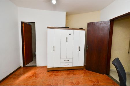 Casa à venda com 200m², 5 quartos e 1 vagaSuíte