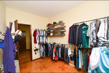 Casa à venda com 200m², 5 quartos e 1 vagaQuarto 1