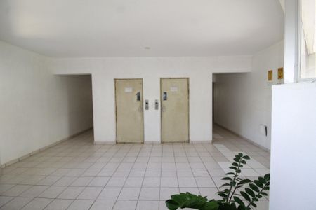 Apartamento para alugar com 68m², 3 quartos e 1 vaga Apartamento para alugar com 68m², 3 quartos e 1 vagaHall