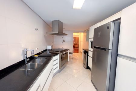 Apartamento para alugar com 150m², 2 quartos e 1 vaga Apartamento para alugar com 150m², 2 quartos e 1 vagaCozinha