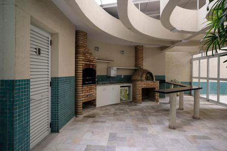 Apartamento à venda com 164m², 3 quartos e 2 vagasChurrasqueira