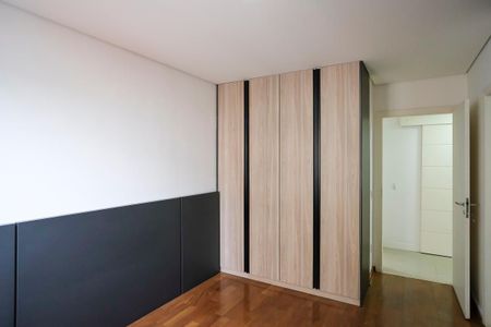 Apartamento à venda com 164m², 3 quartos e 2 vagasSuíte 2