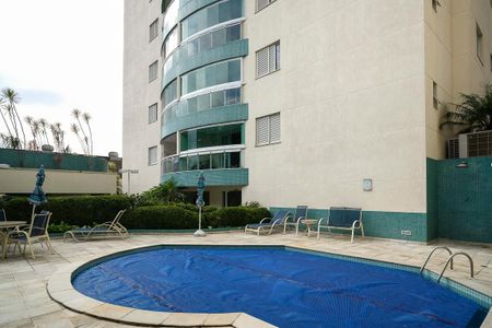 Apartamento à venda com 164m², 3 quartos e 2 vagasPiscina