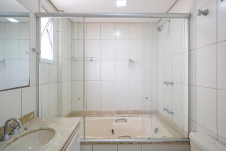 Apartamento à venda com 164m², 3 quartos e 2 vagasBanheiro da suíte 1