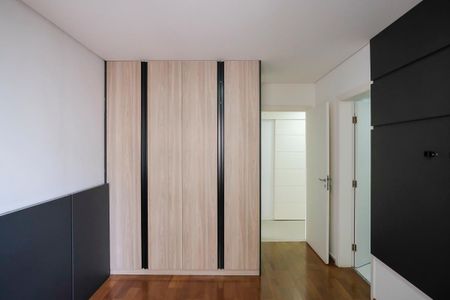 Apartamento à venda com 164m², 3 quartos e 2 vagasSuíte 2