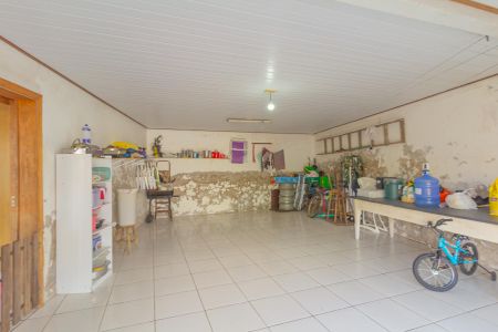 Casa à venda com 220m², 4 quartos e 5 vagasGaragem e Área de Serviço