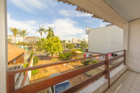 Casa à venda com 220m², 4 quartos e 5 vagasVaranda do Quarto 3