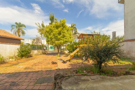 Casa à venda com 220m², 4 quartos e 5 vagasÁrea Externa