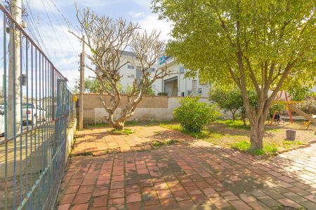 Casa à venda com 220m², 4 quartos e 5 vagasÁrea Externa