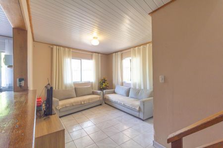 Sala de casa à venda com 4 quartos, 220m² em Fátima, Canoas
