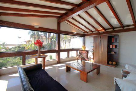 Sala de casa à venda com 3 quartos, 720m² em Mangabeiras, Belo Horizonte