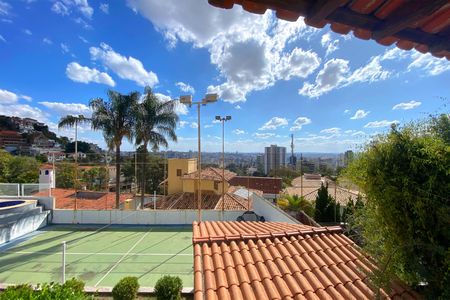 Vista da Sala de casa à venda com 3 quartos, 720m² em Mangabeiras, Belo Horizonte