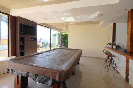 Casa à venda com 720m², 3 quartos e 6 vagasÁrea comum