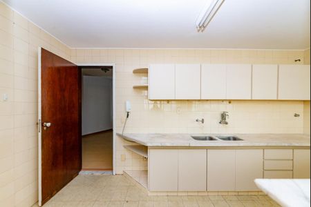 Apartamento à venda com 165m², 3 quartos e 2 vagasCozinha