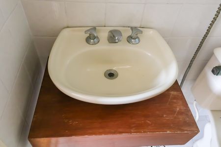 Apartamento à venda com 74m², 3 quartos e 1 vaga Apartamento à venda com 74m², 3 quartos e 1 vagaBanheiro da Suíte