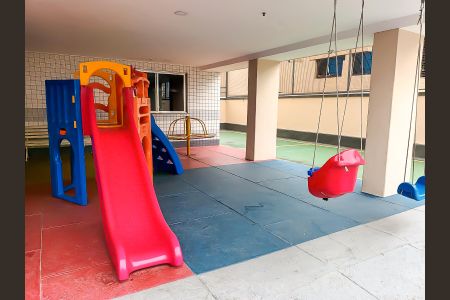 Apartamento à venda com 74m², 3 quartos e 1 vaga Apartamento à venda com 74m², 3 quartos e 1 vagaÁrea comum