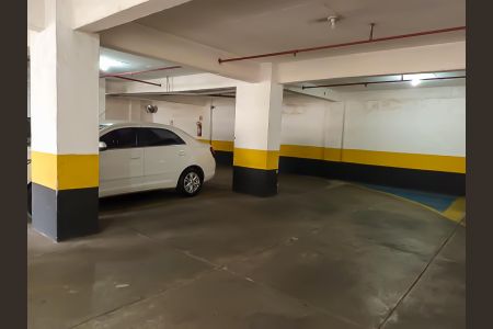 Apartamento à venda com 74m², 3 quartos e 1 vaga Apartamento à venda com 74m², 3 quartos e 1 vagaGaragem