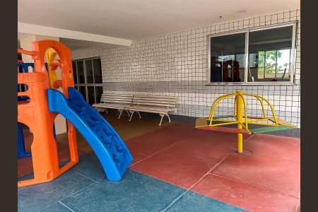 Apartamento à venda com 74m², 3 quartos e 1 vaga Apartamento à venda com 74m², 3 quartos e 1 vagaÁrea comum