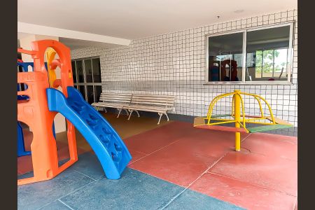 Apartamento à venda com 74m², 3 quartos e 1 vaga Apartamento à venda com 74m², 3 quartos e 1 vagaÁrea comum - Playground