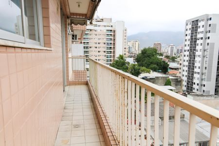 Apartamento à venda com 74m², 3 quartos e 1 vaga Apartamento à venda com 74m², 3 quartos e 1 vagaVaranda da Sala