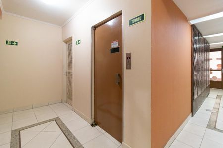 Apartamento à venda com 100m², 3 quartos e sem vagaElevador