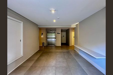 Apartamento para alugar com 34m², 1 quarto e sem vaga Apartamento para alugar com 34m², 1 quarto e sem vagaHall Social Bloco