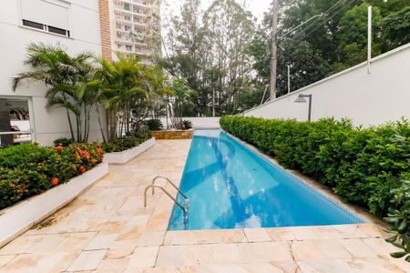 Apartamento para alugar com 110m², 3 quartos e 2 vagas Apartamento para alugar com 110m², 3 quartos e 2 vagasÁrea comum - Piscina